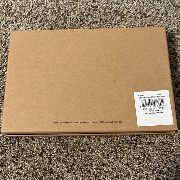 ❌SOLD❌Coach 3 In 1 Gift Set - Picture 6 of 6